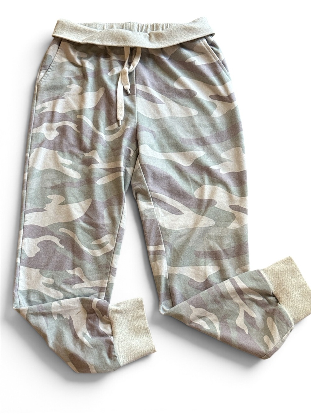 Women’s Camo Jogger Pants!